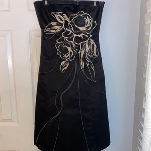 white house | black market formal black dress 🖤